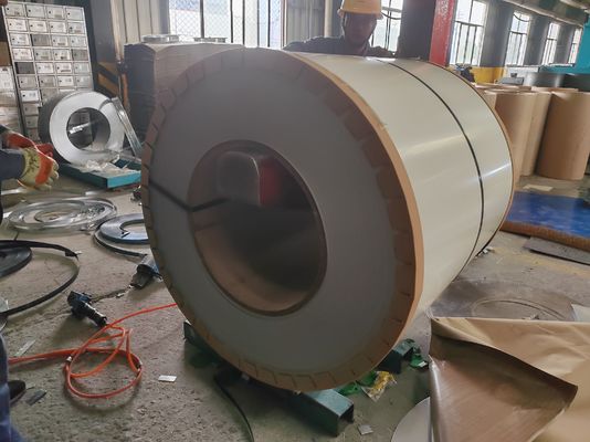 購入 反腐食は屋外の使用のための色の鋼鉄コイル320MPa 1250mmをPrepainted online manufacture