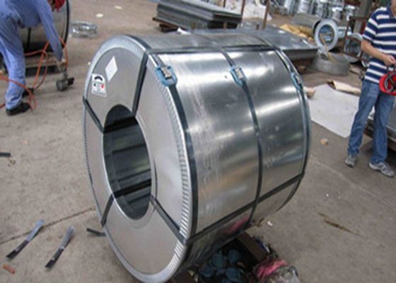 購入 35×1250mmゼロスペングル ホットディープガルバनाइズドスチールコイル 建材およびストリップ加工のための60×275g/m2の亜鉛コーティング online manufacture