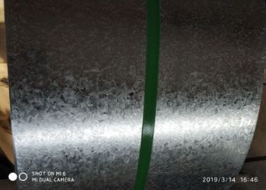 購入 正常なスパンコールによって油をさされるJISの熱い浸された電流を通された鋼鉄コイル online manufacture