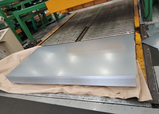 購入 40-275g/m2亜鉛めっき、レギュラースパングル表面のQ345グレード溶融亜鉛めっき鋼板 online manufacture