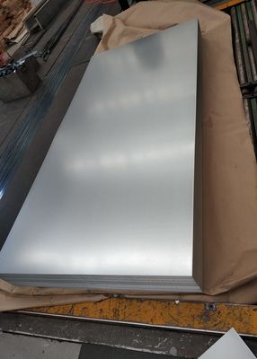購入 0.75mm Z60 ホットディプガルバン化鋼板 1000mm 幅 SGCC DX51D+Z 建設および製造用 online manufacture