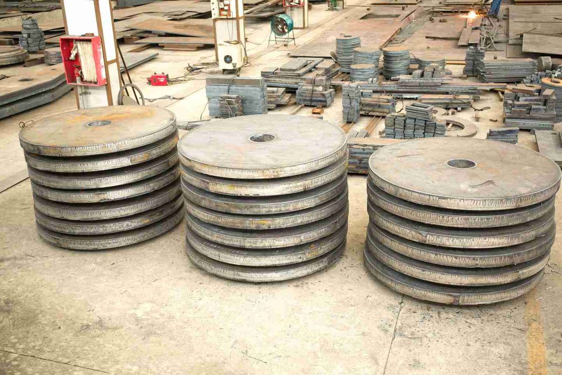 金属切断機および産業機器用の鋼板部品を高精度にレーザー切断します