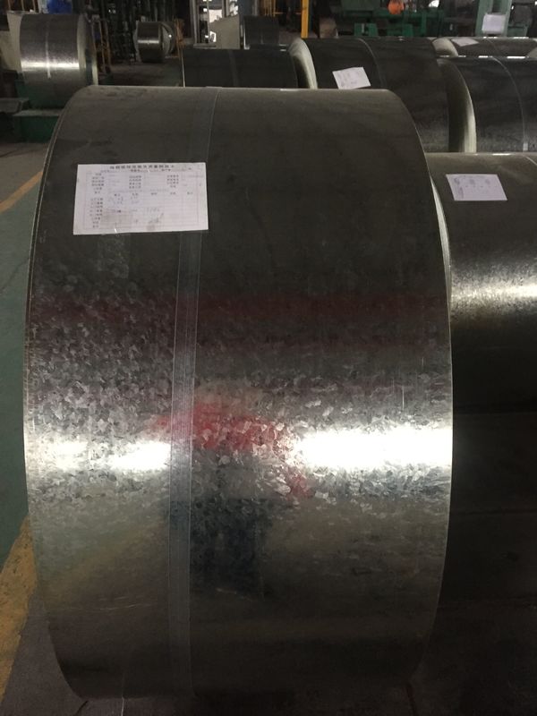 0.153mm EN10130 DC01 DC04 DIN1623 ST12 ST14 鋳造および工業加工のための508mm/610mmコイルIDの冷たいローリング鋼コイル