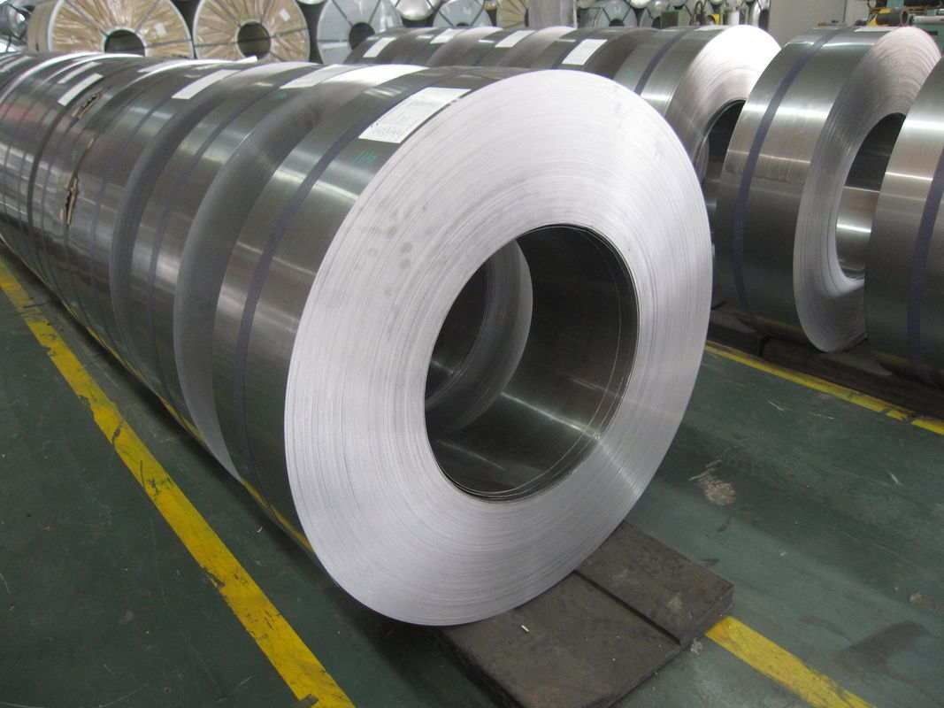 304 / 316 / 430 コイル内の冷たいローリング鋼帯 2B / BA 仕上げ,7mm - 350mm 幅