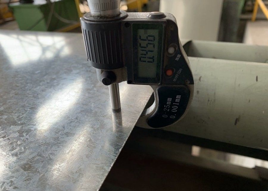 0.3?? 3.0mm 大型スパンゲル 熱浸し電熱鋼板 35?? 1250mm 幅 外壁カバー用